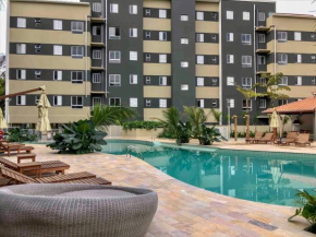 AP NOVO COM VISTA PARA A PISCINA, Wi-Fi 300MB, AR CONDICIONADO E CHURRASQUEIRA